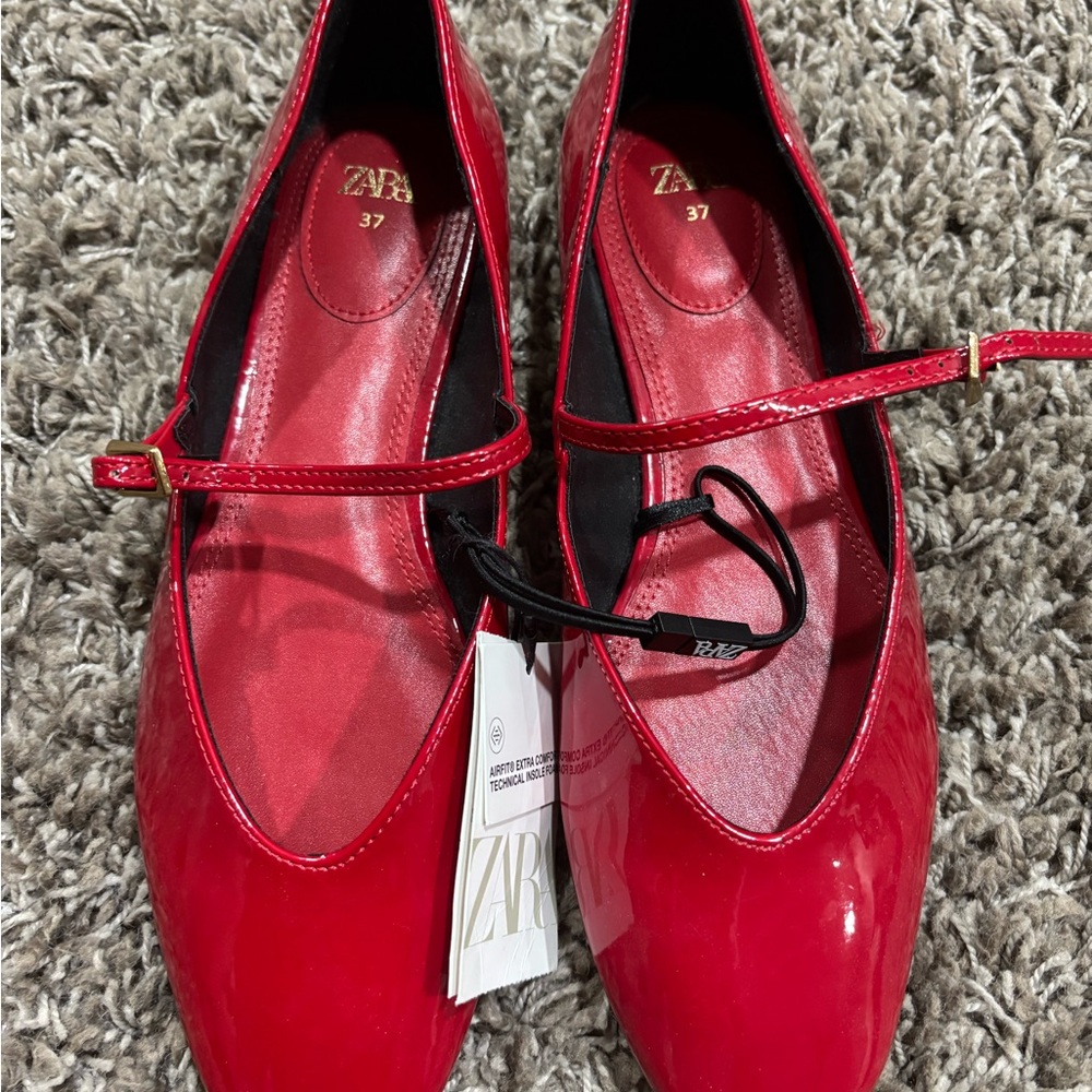 Zara Women's Red Patent Faux Leather/Mary Jane Ballet Flats